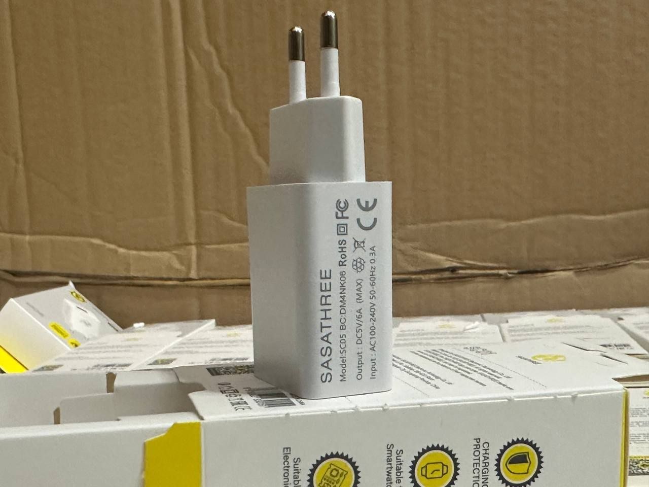 کلگی شارژر یک آمپر Sasathree(مخصوص ساعت و ایرپاد) اورجینال